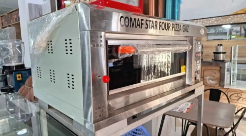 four comaf star special piza
