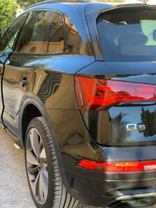 Audi Q5 2024 S LINE