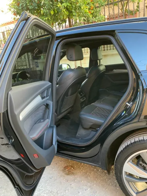 Audi Q5 2024 S LINE