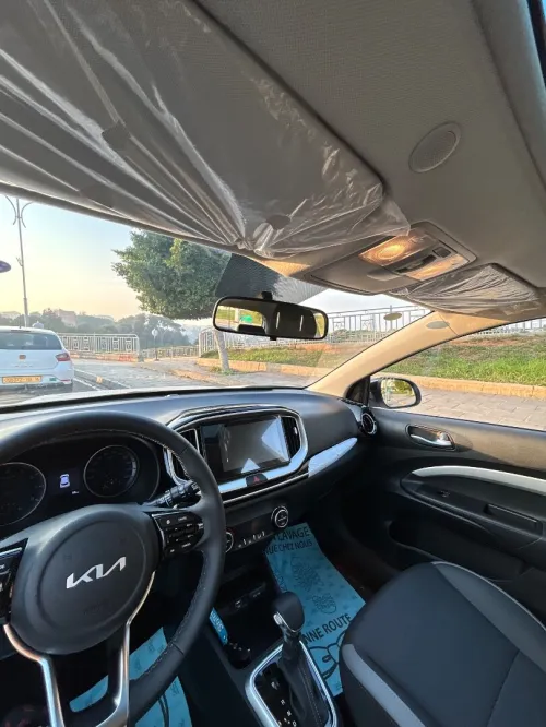 Kia KX1 2025 