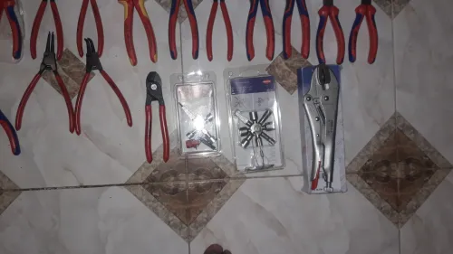 Pince knipex + de 40 articule neuf , made in germany .