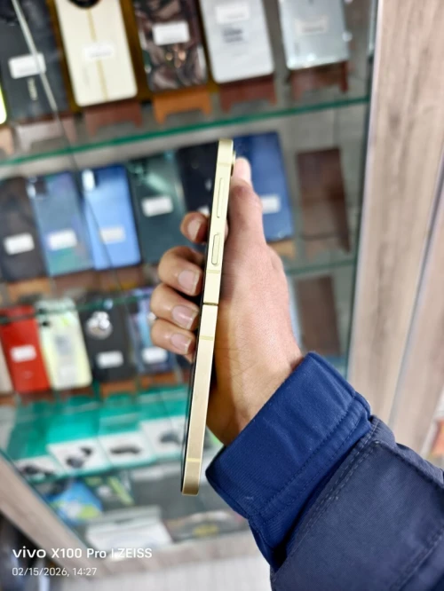 Samsung Z flip 6
