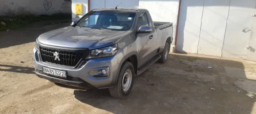 Peugeot Land track 2022 