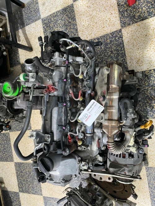 moteur toyota yaris auris corolla ess d4d