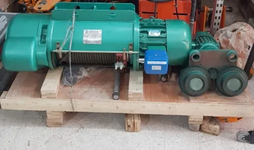 Groupe electrogene compresseur compacteur coudeuse Cisaille monte charge gerbeur 