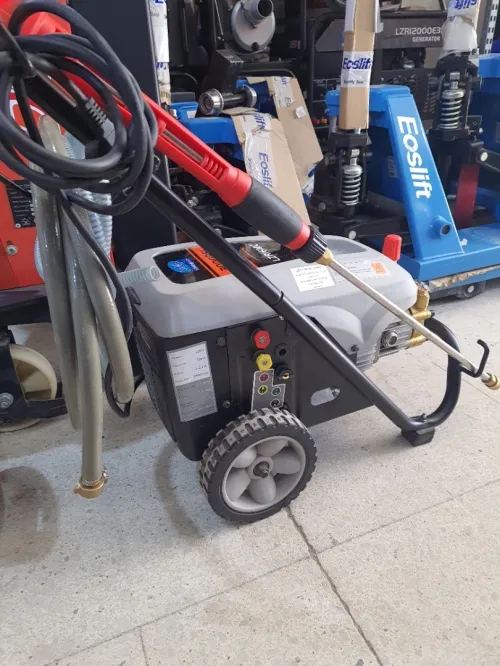 GROUPE ELECTROGENE 20Kva compresseur machines pvc compacteur gute icaro coudeuse Cisaille redressese