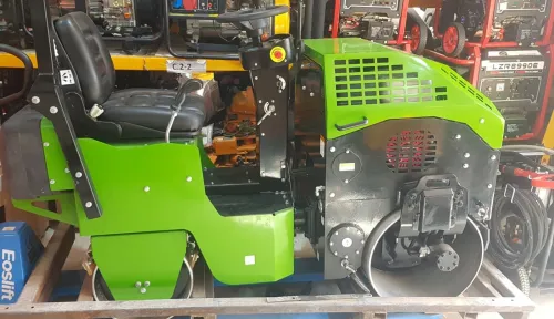COMPACTEUR