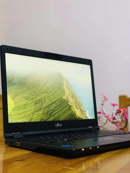 FUJITSU LIFEBOOK E5411 i5 1137G7 11TH 8GB 256GB SSD 14" FULL HD IPS