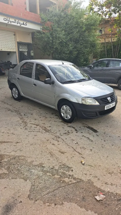 Dacia Logan 2011 Base
