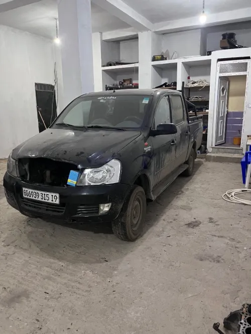 Mahindra Genio 2015 DC Luxe