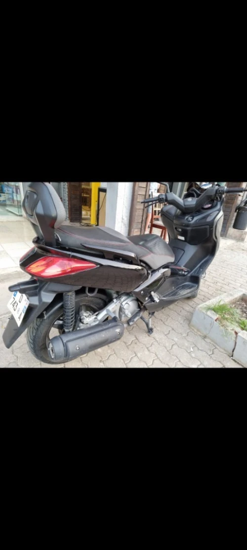 Yamaha Xmax  édition sport 2015