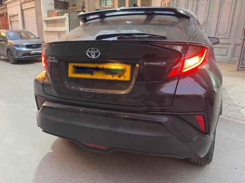Toyota C-HR Hybrid 2024 