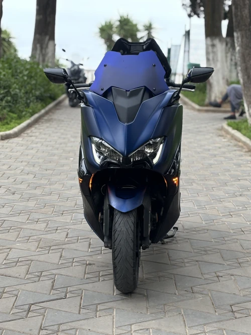 Yamaha Tmax 2017