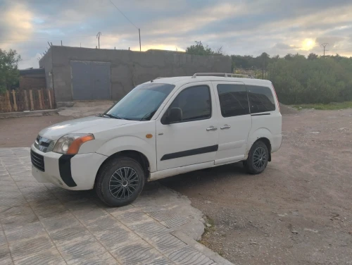 FOTON Midi 2012 Midi