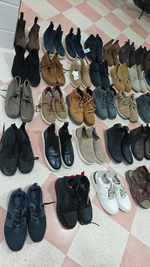Chaussures originale clarks,palladium,rebook,uspolo,