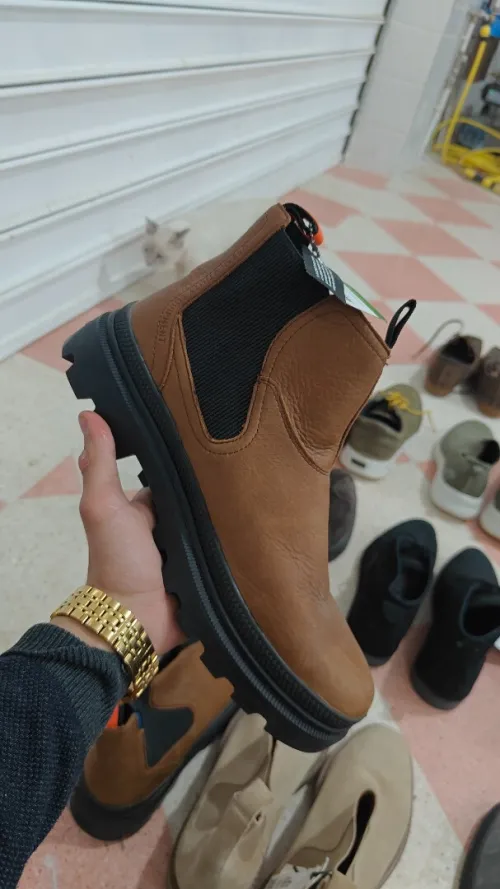 Chaussures originale clarks,palladium,rebook,uspolo,