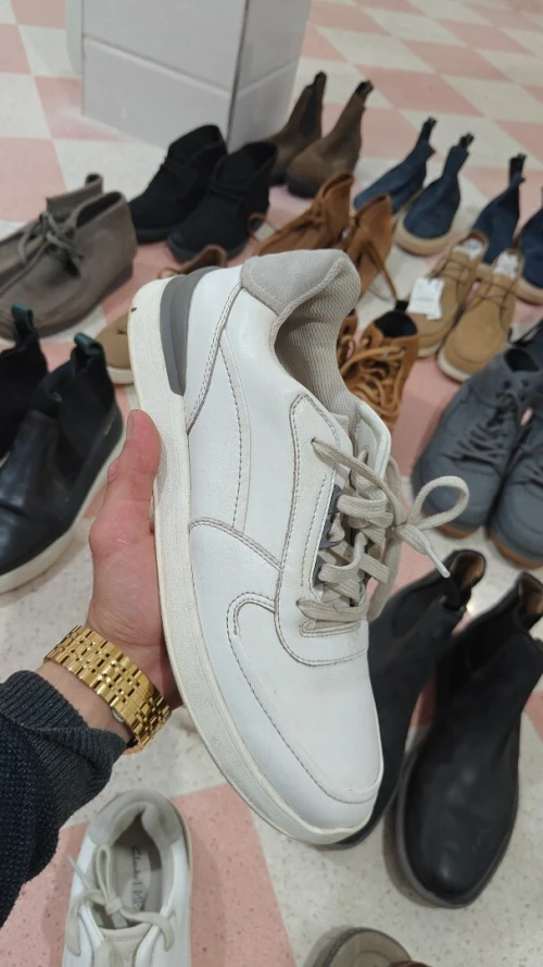 Chaussures originale clarks,palladium,rebook,uspolo,