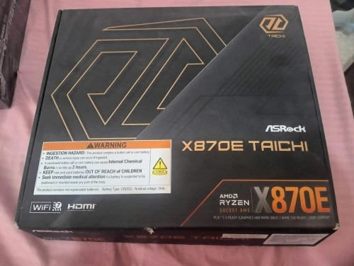 PC Gamer Haut de Gamme Ryzen 7 7800X3D / RTX 5080