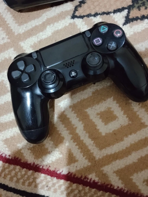 ps4 slim mflachii version 12.02 avec 2 manet whda copi whda original
