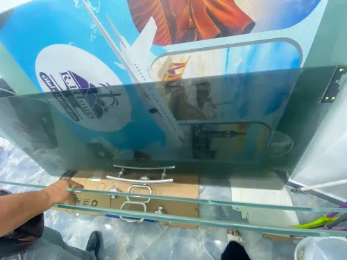 Vitrine De Facade En Verre Trempe + Séparation