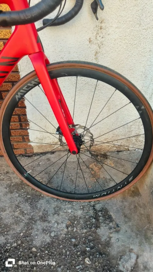 Vélo de route canyon carbon