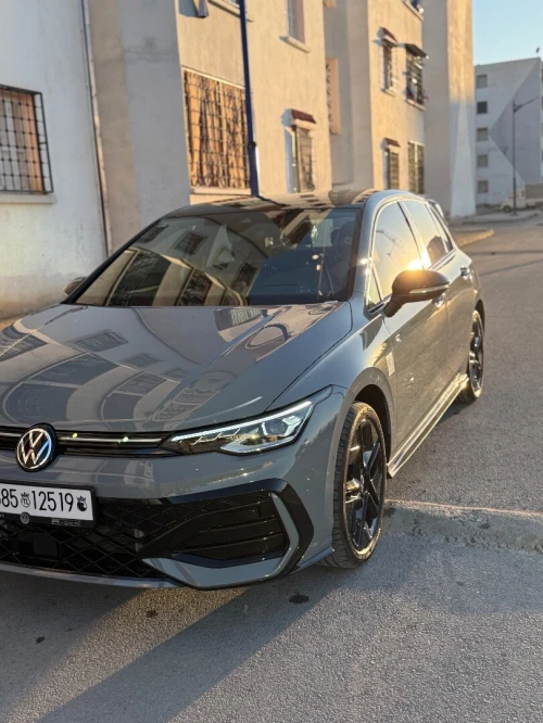 Volkswagen Golf 8 2025 R-Line