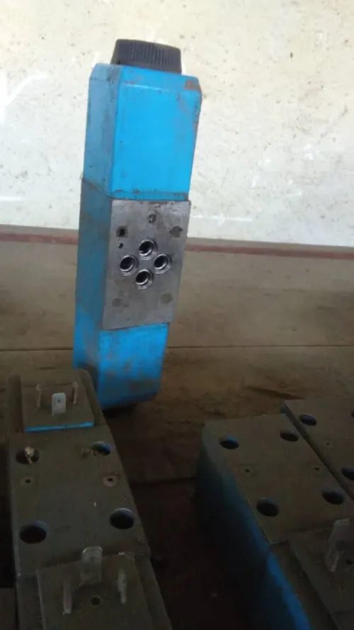 raccord / Accouplement/Bobine/Bloc distributeur/ Régulateur pression /Parachute/