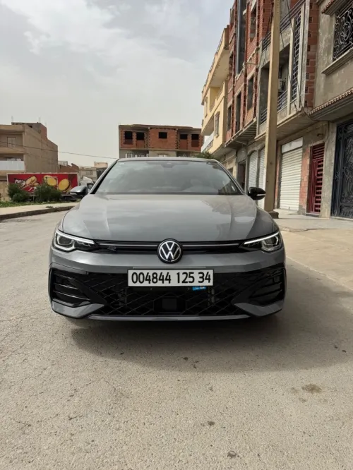 Volkswagen Golf 8.5 2025 R line
