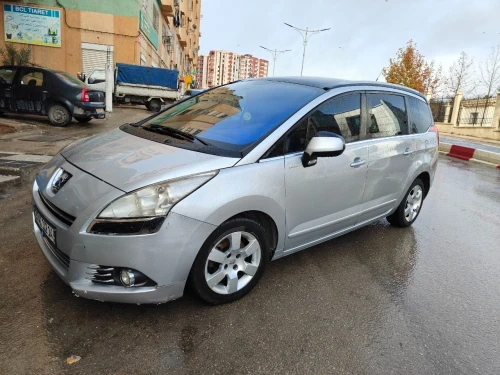 Peugeot 5008 2012 2012