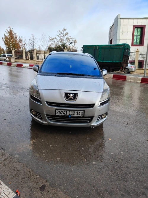 Peugeot 5008 2012 2012