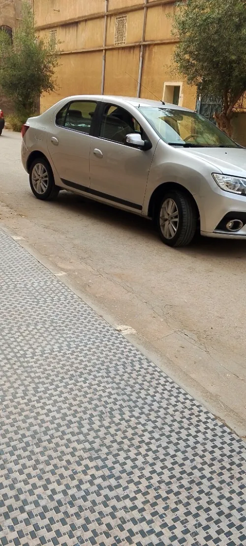 Renault Symbol 2019 Collection