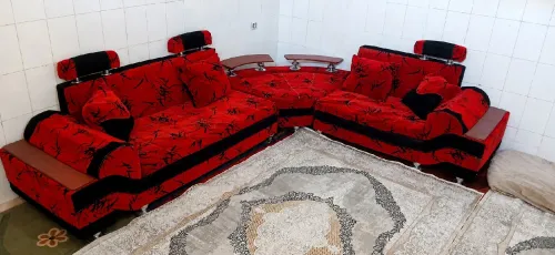 صالون فوتاي مستعمل في حالة جيدة (Salon Canapé Rouge et Noir)