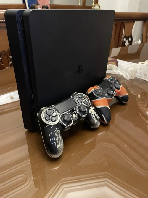 Ps4 slim