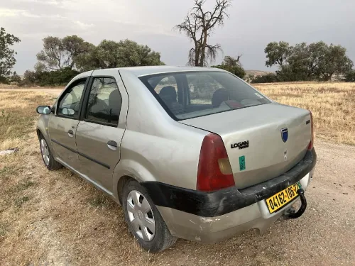 Dacia Logan 2006 La tout