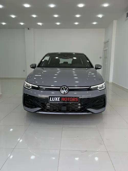 Volkswagen Golf 8 2025 R- Line 