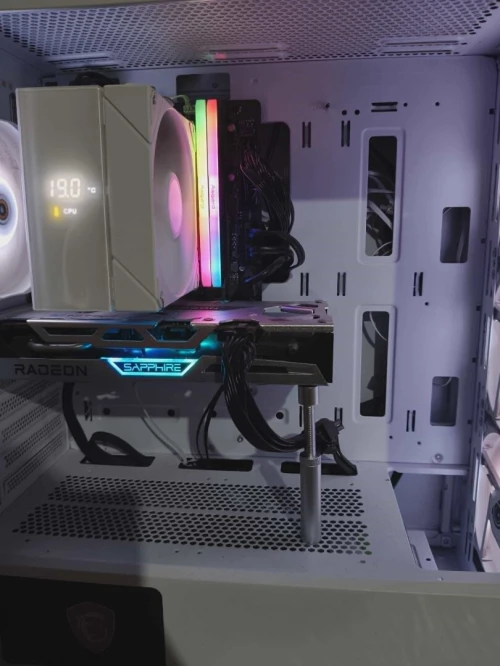 GPU RX 6600xt 8gb sapphire nitro+