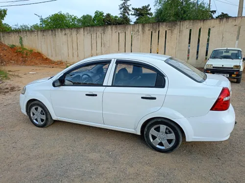 Chevrolet Aveo 4 portes 2014 