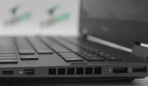 HP OMEN 15 RYZEN7 5800H 16GB 1TB SSD RTX3070 FHD 15" 
