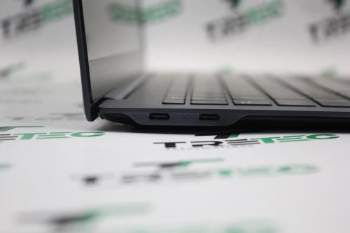 LG GRAM SUPER SLIM I7 13th 32GB 512 GB SSD 15"