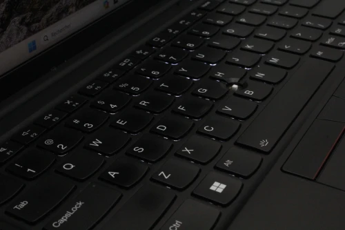 LENOVO THINKPAD X1 CARBON I5-1145G7 16GB 512GB SSD ECRAN 14"FHD