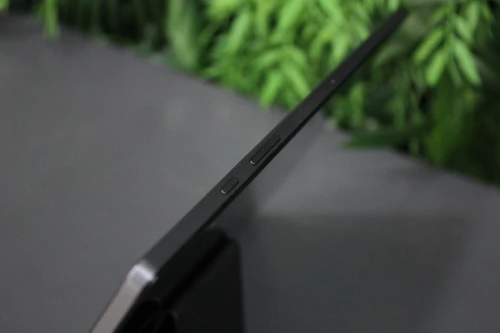 SAMSUNG A8
