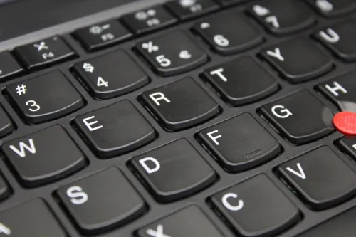 LENOVO THINKPAD E15 I5-1135G7 16GB 256GB SSD FHD 15
