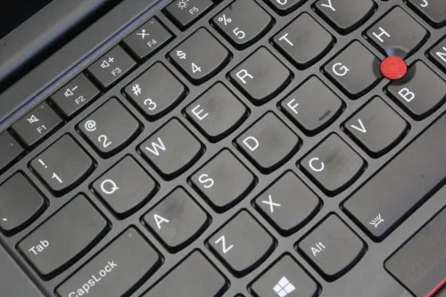 LENOVO ThinkPad E14 RYZEN 7 5700U 16 GB 512 GB SSD ECRAN 14 FHD