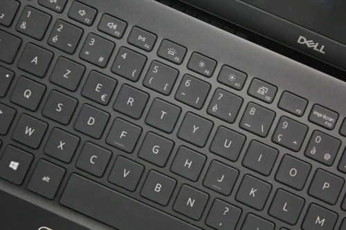 DELL VOSTRO 15 5501 I7 10TH 16GB 512GB MX330 FHD 15"