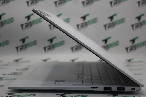 LG GRAM 16 I7-1165G7 16GB 256GB SSD 16 3K