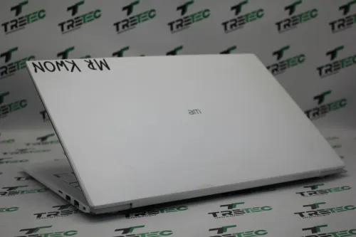 LG GRAM 16 I7-1165G7 16GB 256GB SSD 16 3K