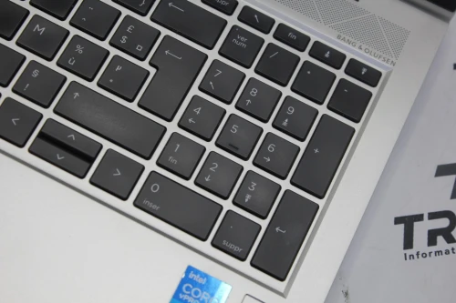 HP ELITEBOOK 850 G8 I5-1145G7 16GB 256GB SSD ECRAN 15"FHD TACTILE WIN ORG
