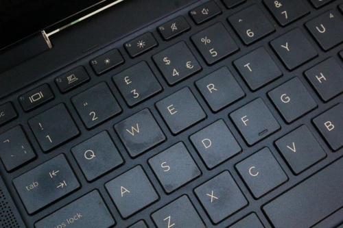 HP DRAGONFLY G2 I7 11TH 16GB 512GB SSD FHD 13" TACTILE 360