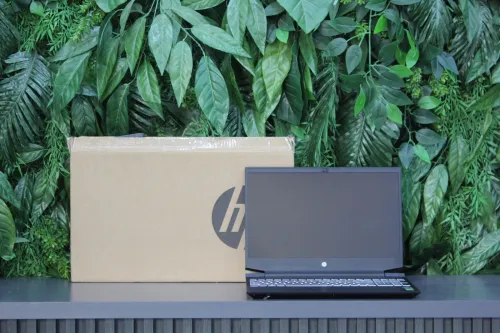 HP PAVILION LAPTOP 15 RYZEN 5 5600H 16 GB 512 GB SSD 15" NVIDIA GEFORCE GTX 1650 FHD 144Hz