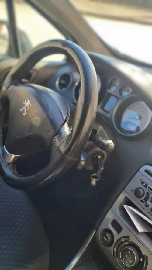 Peugeot 308 2013 